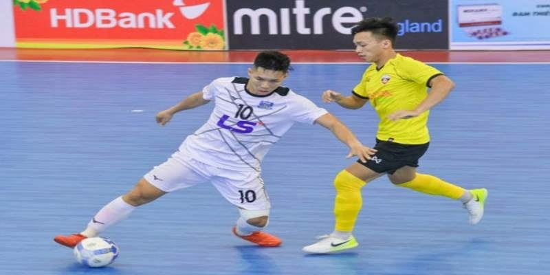 Khác nhau giữa Futsal và bóng đá bình thường